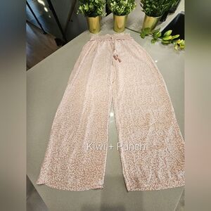 NWOT KIWI AND PUNCH Très beau pantalon fluide à jambes larges